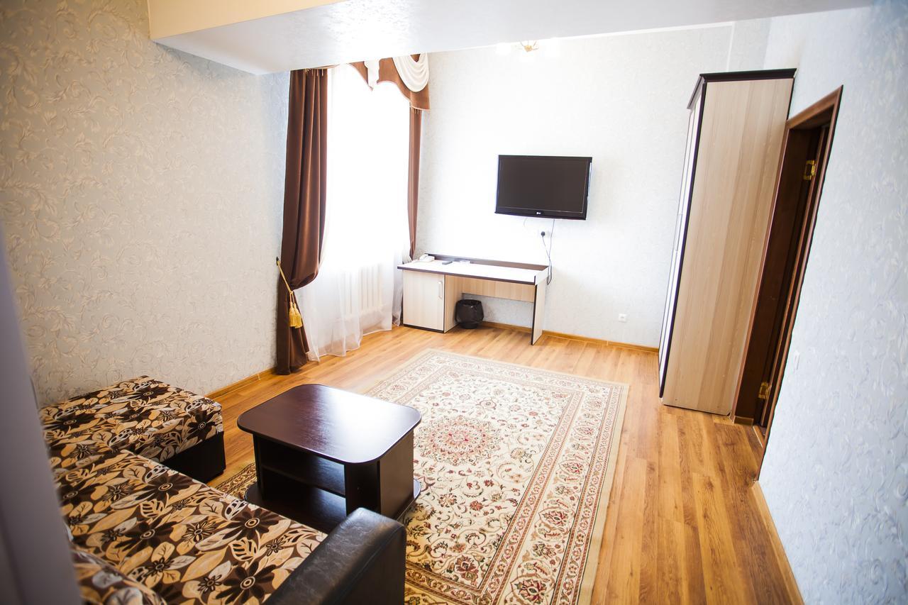 Jumbaktas Borovoe Hotel ภายนอก รูปภาพ