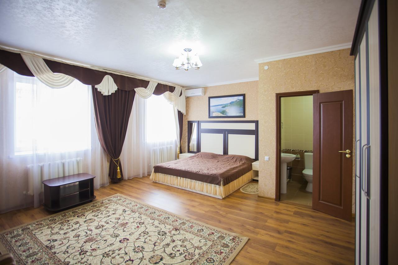 Jumbaktas Borovoe Hotel ภายนอก รูปภาพ