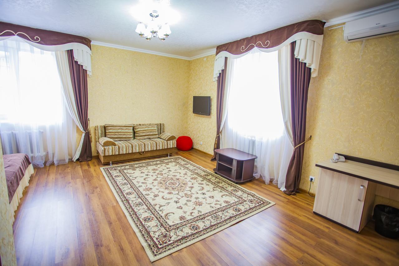 Jumbaktas Borovoe Hotel ภายนอก รูปภาพ